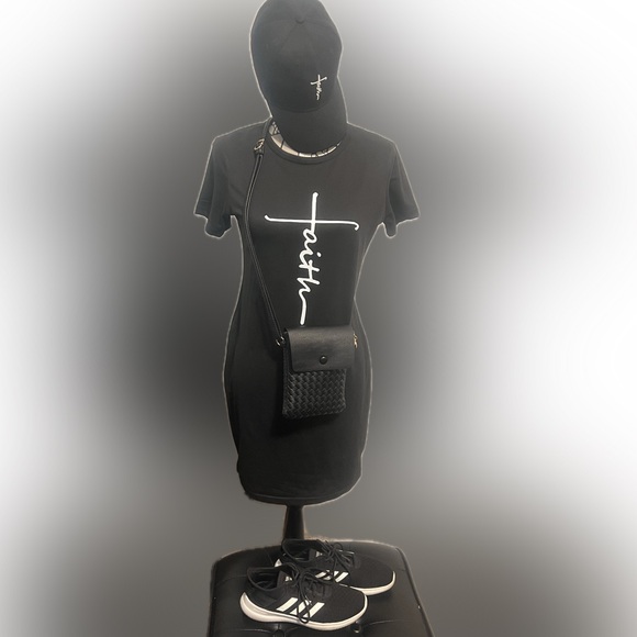 “Faith “Dress - Picture 2 of 2